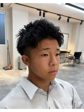 シーフ 千葉(Cyf) スパイキーショート/ツーブロック/アップバング/千葉駅/保立大翔