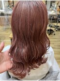ピンクベージュ