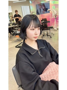 ユーフォリア 渋谷グランデ(Euphoria SHIBUYA GRANDE) ブルーブラック　ブルージュ　暗髪　艶髪　黒髪　YUKI