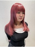 レイヤーカット×ピンクレッド