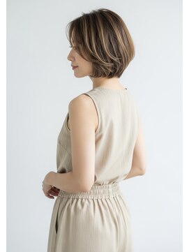 シスタ(SISTA) 軽めボブ/内巻きボブ/前下がりボブ/レイヤーボブ/あごラインボブ