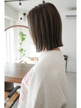 アビオール(Avior) ポイントブリーチのボブ