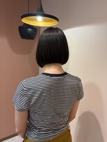 ニナ 梅田(nina)&nbsp;グレージュ×パツっとボブ