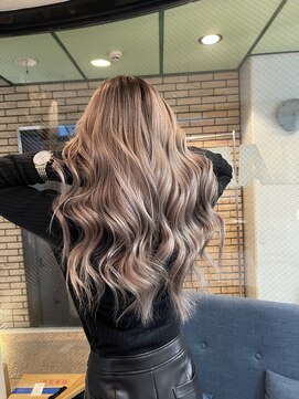 ラフ 難波店(LAFF) #黒髪#ボブルフ#ネビージュ#小顔#ワンレン