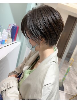 ラベスト キョウト(LOVEST) ショコラアッシュと前下がりショート