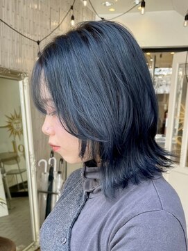 ロナバイソル(lona by SoL) くびれカット/ブラック