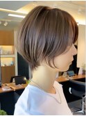 ショートヘア顔周りレイヤーダブルカラーショートボブ武蔵小杉