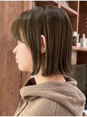 ★外ハネボブ/オリーブベージュブリーチなし/切りっぱなしボブ