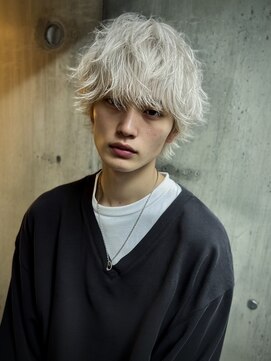 ネハス ナガオカ(nehus.nagaoka) xメンズブリーチ/ホワイトグレージュ/レイヤーカット