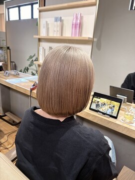 セルバ(Selva) ベージュカラー/ブリーチ