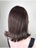 ナチュラルピンク×ミディアムレイヤー×外ハネ