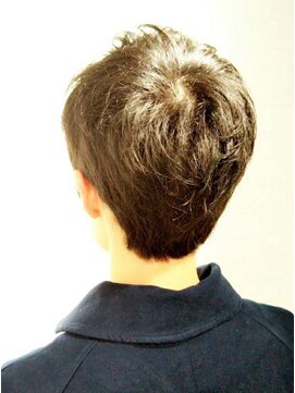 キングマンバーバー 田町店(KING MAN BARBER) メンズカジュアルショート[田町駅]<理容室>