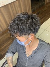 【悩みの癖毛を楽しむ】くせ毛で悩んでませんか？癖毛を活かすも伸ばすも気分次第♪