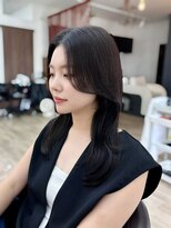 ラクシア(LucxiA)&nbsp;韓国カット/韓国ヘア/くびれ/レイヤーカット/前髪カット