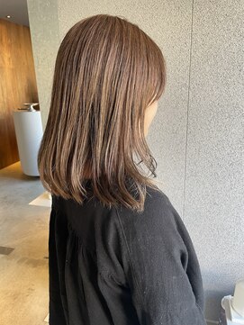 ドゥフト(duft.) 柔らかい、透明感ベージュ