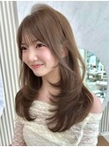 小顔前髪顔まわりレイヤーカット夏透明感ベージュカラー