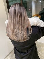 メリー オオサカ(Merly Osaka)&nbsp;white beige balayage