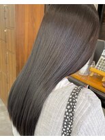 クララ 博多駅前(CLALA)&nbsp;透明感暗めのグレーカラー