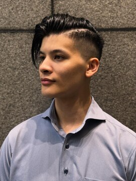 ヘアモード キクチ 銀座店 サイドパート ハイフェード <理容室><バーバー>