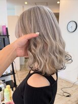 アトリエシルク 大宮店&nbsp;シルバーベージュ×ダークブラウン