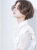 束感ウェーブを交互にMixさせたつや感たっぷりショート