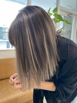 ピグメント(pigment) 夏にぴったりハイライトカラー