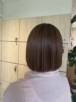 アドラーブル 長岡新保店(adorable)&nbsp;30代40代大人かわいい潤艶髪ストレートショートボブベージュ