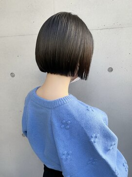 シュリット 溝の口(schritt) 切りっぱなしボブ/ショート naomi