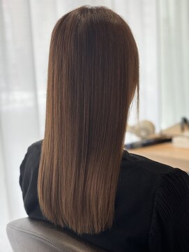 アヴァンス 箕面(AVANCE.) 髪質改善ストレート×OVERics.×美髪