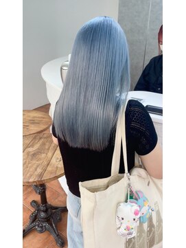 ジュイル シブヤ(JEWIL SHIBUYA) この夏流行る水色カラー