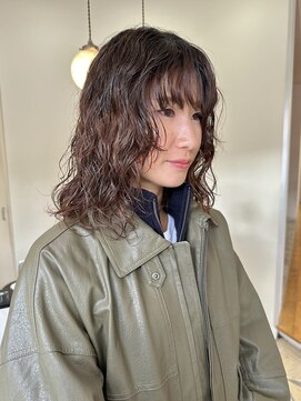 ベンチ(bench) ミディアム/ウルフ/クリームパーマ/千葉