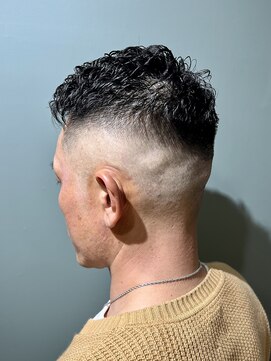 スタンドバーバー 柏(STAND BARBER) スペインカール/韓国マッシュ/スパイキーショート/柏