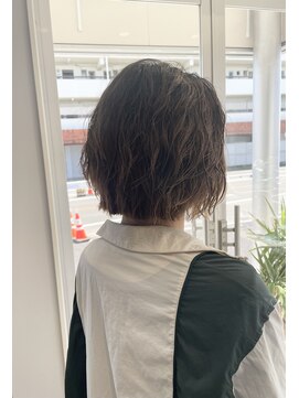 ルアナ(LUANA) 切りっぱなしボブ