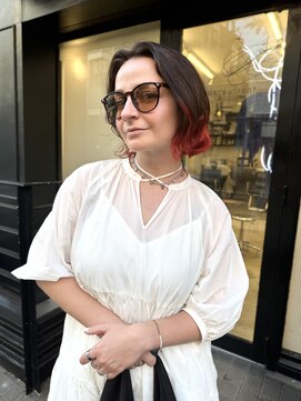 アンダーカレント(undercurrent) 裾カラーオレンジレッドボブブリーチデザインカラーダブルカラー