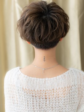 カバーヘアアンドスパ ブリス 浦和(COVER HAIR&SPA bliss) ココアグレージュ刈り上げ小顔フェザーショート312W浦和20代30代