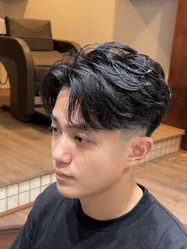 ミオ リベル(Mio'' LIBER) フェザーパーマ