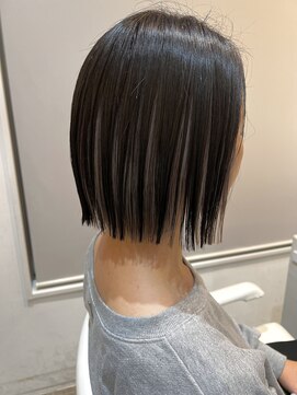 外ハネボブ × インナーカラー