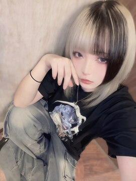 リアイス(Re:ICE) ホワイト&ブラックツートーン中性ウルフ