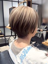 ヘアーカッティングガーデン ジャック モアザン 梅田店&nbsp;ボブ/ショートボブ/ハイライト/30代/40代/大人女性/白髪ぼかし