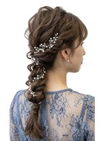ウィスタリアフィールド アヴェダ(WISTARIA FIELD AVEDA) 【広島】結婚式セット/ハーフアップ/巻き髪