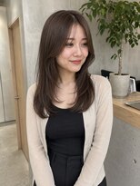 ラナ(LaNA)&nbsp;柔らかブラウンの顔まわりレイヤーロング