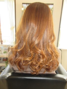 コア フィール ア デイ(COIFFURE A DAY) 【M3D見附今町】シフォンベージュ