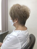 テルミークリニカルデザイン 北千里&nbsp;ショートカットミセス60代50代後頭部ふんわり