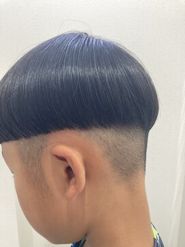 シャンプーボーイ ぱっつんヘア