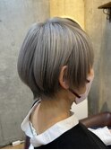 ショートボブ×プラチナシルバー【LODAT横浜】