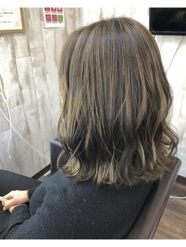 ディーバフロート 新宮店(DIVAfloat) オリーブベージュ