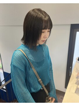 トレス(TRESS) ボブ/外ハネ/切りっぱなし/アッシュ/グレー/透明感カラー