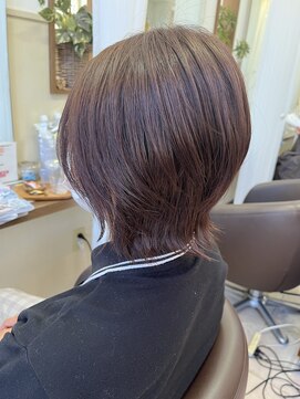 コアフィールフィス(COIFFURE fils) 《見附　今町》くびれショート　透け感カラー