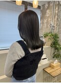 オリーブグレージュ