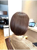 ミディアムストレート外ハネボブ大人ショート切っぱなしボブ